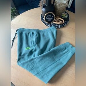 Men’s Nike joggers size XXL
